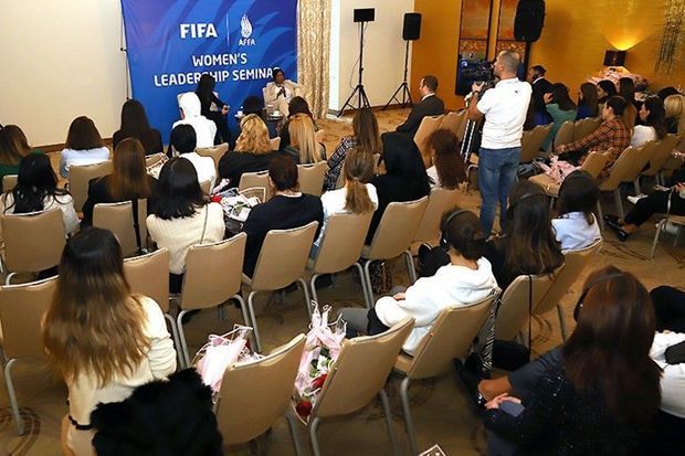 Генеральный секретарь ФИФА провела семинар в Баку