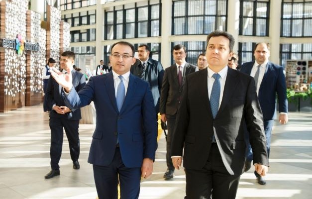 Узбекский министр посетил ASAN xidmət