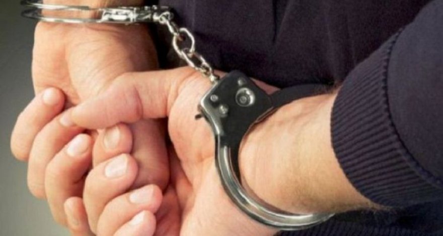 Жителя Баку задержали за кражу мобильного телефона