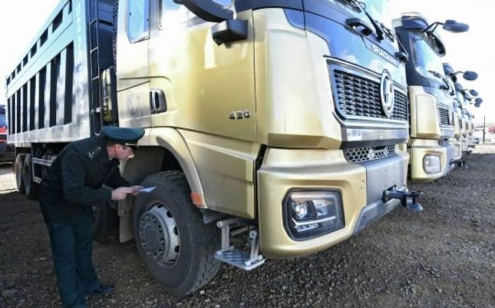 Россия продлила запрет на въезд грузовиков из Европы
