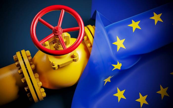 Министры стран ЕС договорились продлить ограничение цен на газ на год
