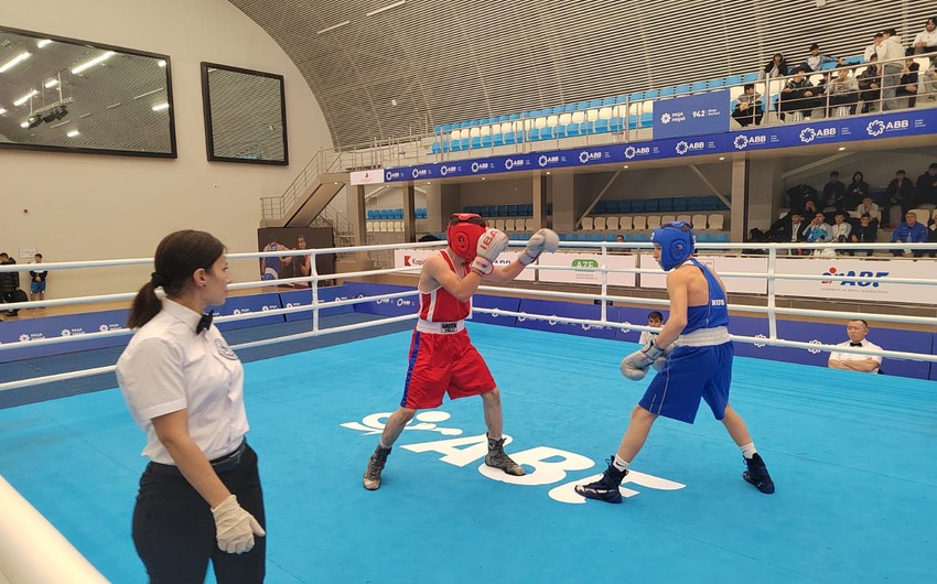 В Баку проходит международный турнир по боксу