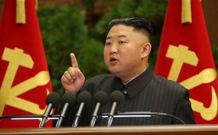 Ким Чен Ын: КНДР на провокации ответит применением ядерного оружия
