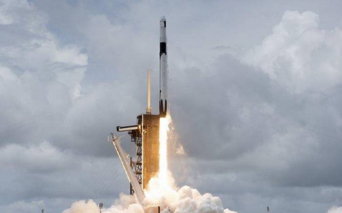 SpaceX запустила ракету с двумя разведывательными немецкими спутниками
