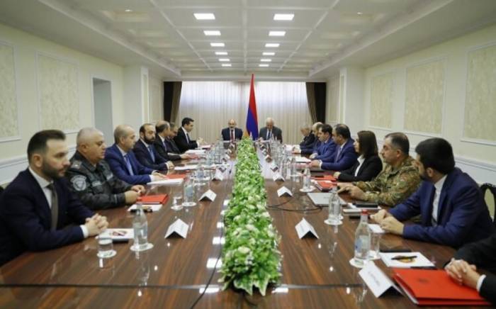 В Совбезе Армении обсудили нормализацию отношений с Азербайджаном
