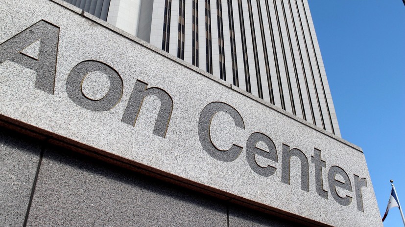 Bloomberg: небоскрёб Aon Center в США продали на 45% дешевле, чем купили