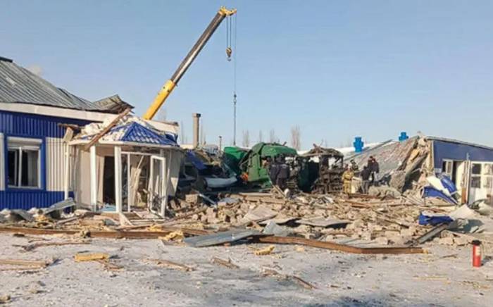 В Казахстане обрушилось здание из-за взрыва газа, пострадало семь человек
