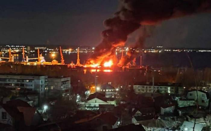 В Украине сообщили об уничтожении большого десантного корабля ВМФ России
