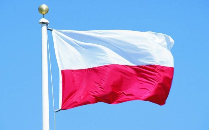 Правительство Польши сегодня попытается получить вотум доверия
