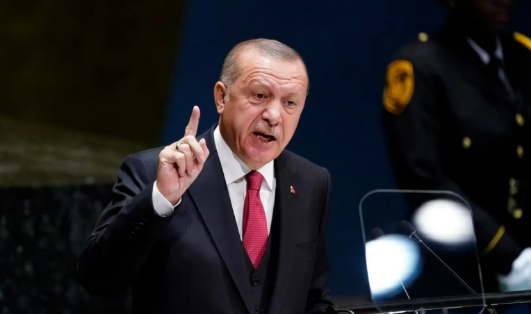 Эрдоган: «Поставляя оружие Армении, Франция только вредит ей»