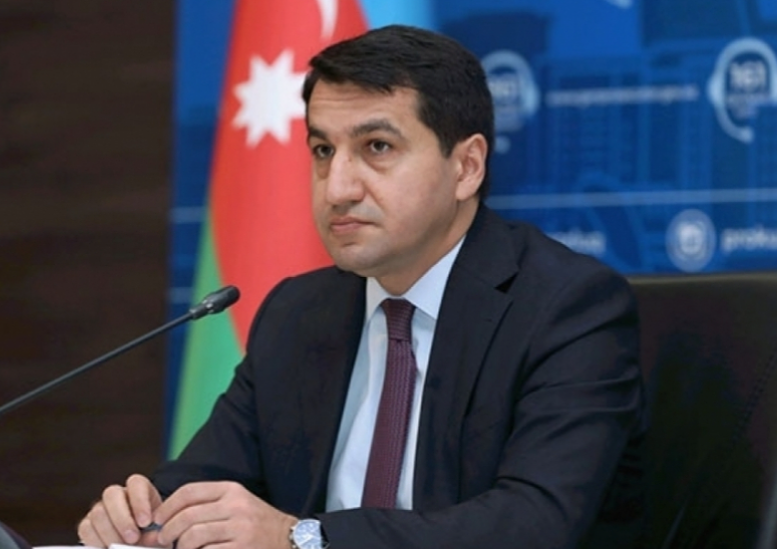 Хикмет Гаджиев: Азербайджан рассмотрит все заявки по реинтеграции от армян