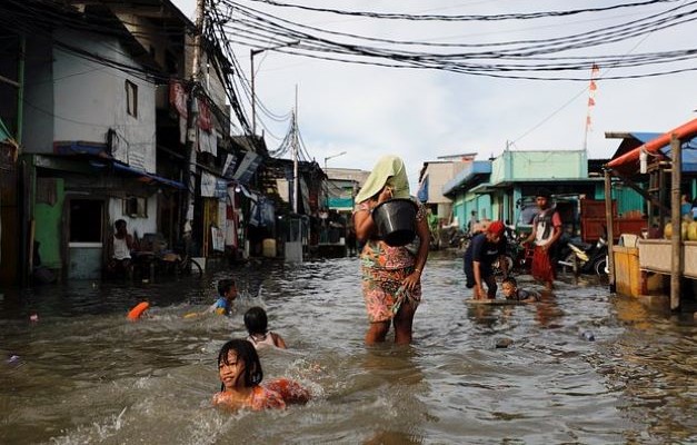 Найден способ спасти тонущую столицу Индонезии