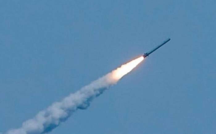 В результате ракетных атак в Украине есть погибшие и раненые

