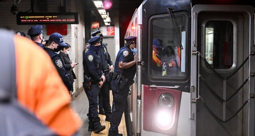 В нью-йоркском метро столкнулись поезда, много пострадавших