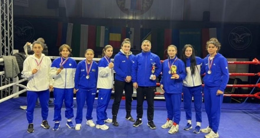 Азербайджанские спортсменки завоевали семь медалей на Кубке наций по боксу