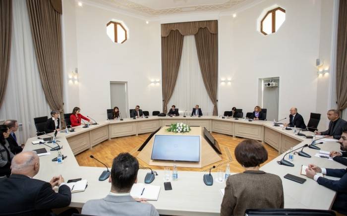 Азербайджан и Всемирный банк обсудили развитие энергетического партнерства

