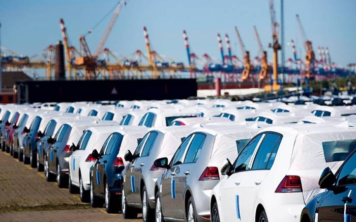Азербайджан увеличил расходы на импорт автомобилей на 59%
