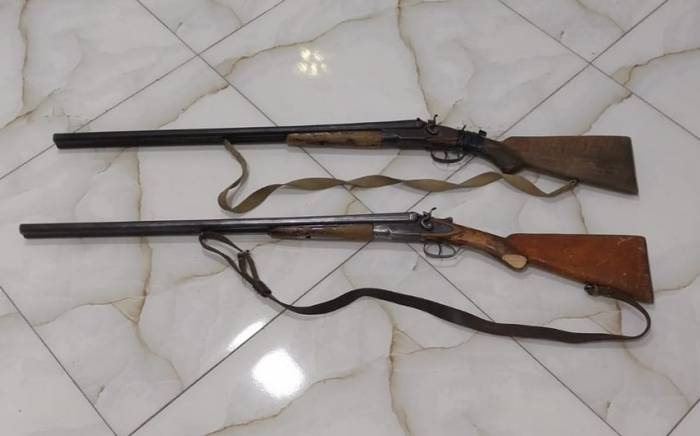 Жители Билясувара сдали полиции незарегистрированное огнестрельное оружие
