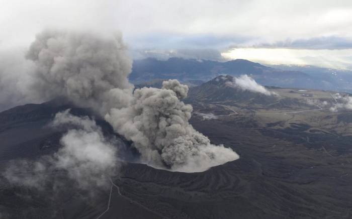 На юго-западе Японии произошло извержение вулкана
