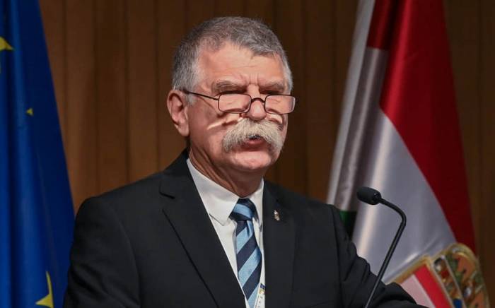 Парламент Венгрии не будет проводить экстренное заседание ради приема Швеции в НАТО
