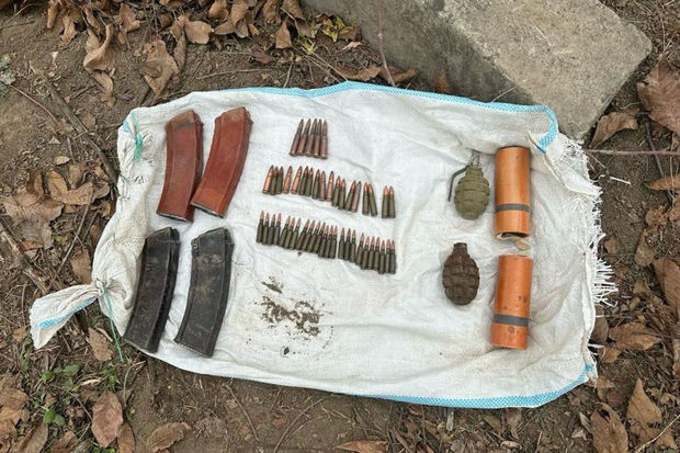 В Шамкирском районе на железной дороге обнаружены боеприпасы