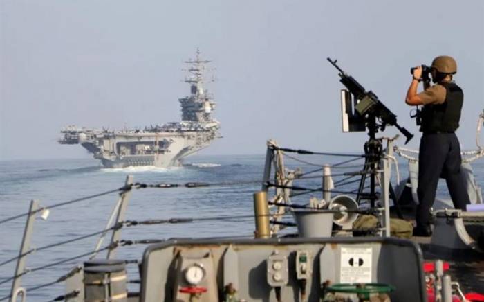 Британские ВМС сообщили о нападении на судно у берегов Йемена
