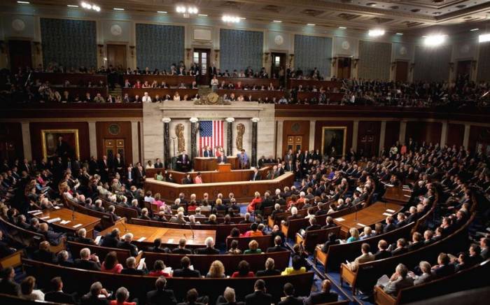 СМИ: Соглашение по финансированию помощи Украине в Сенате США под угрозой

