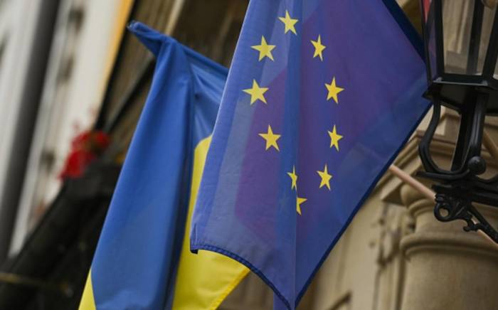 СМИ: В ближайшие несколько недель ЕС может согласовать пакет помощи для Украины
