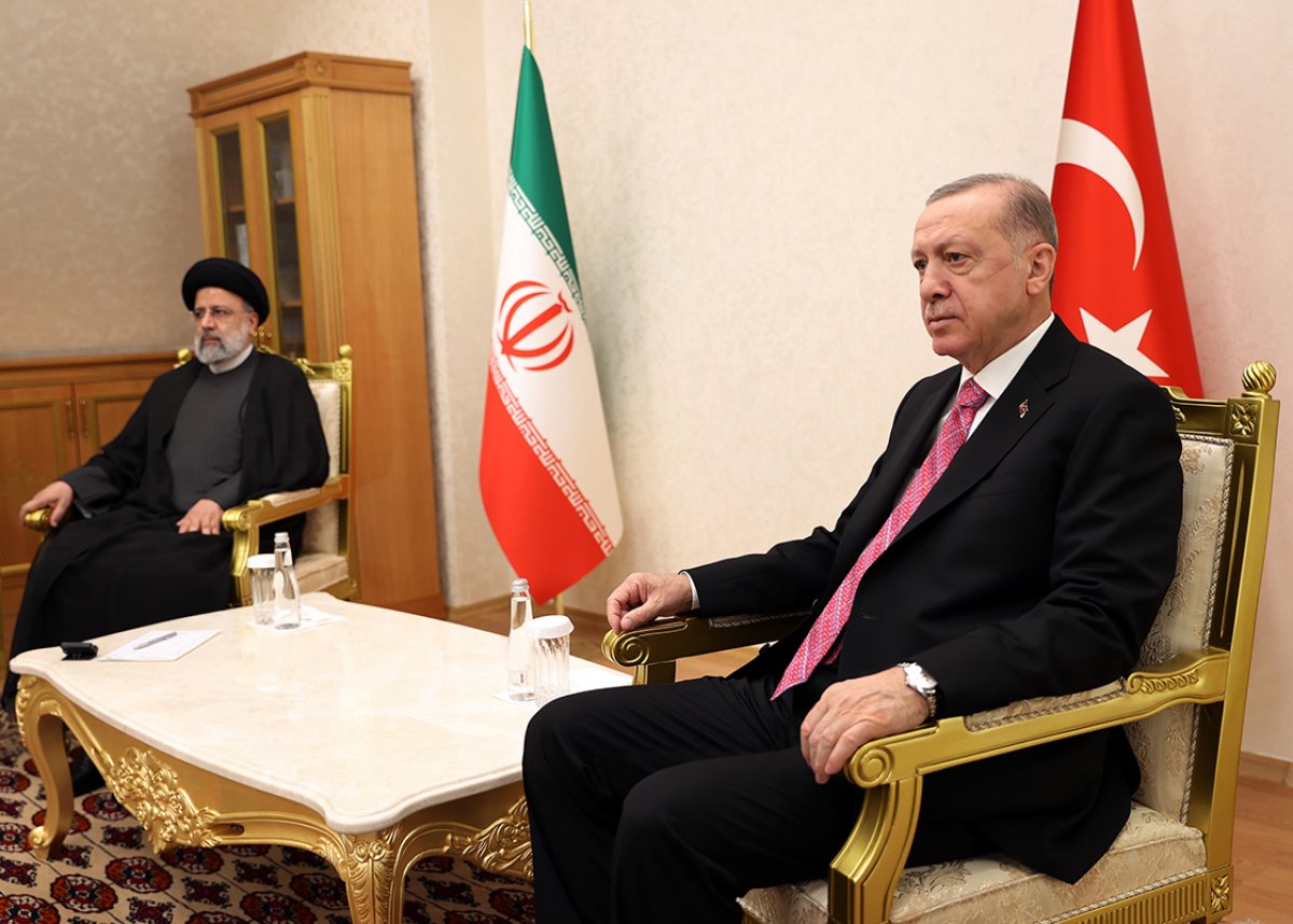 Эрдоган передаст Раиси предложения по урегулированию в Газе