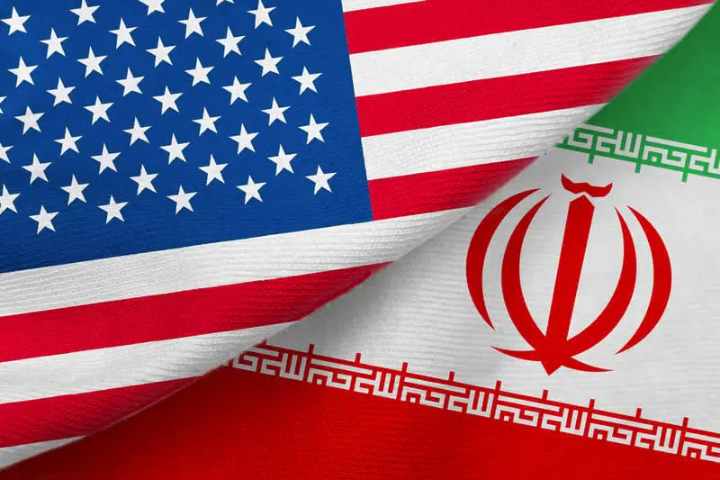 СМИ: США будут вести массированный обстрел иранских военных объектов