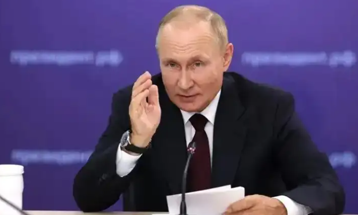 Путин заявил, что демилитаризованную зону в Украине будут отодвигать