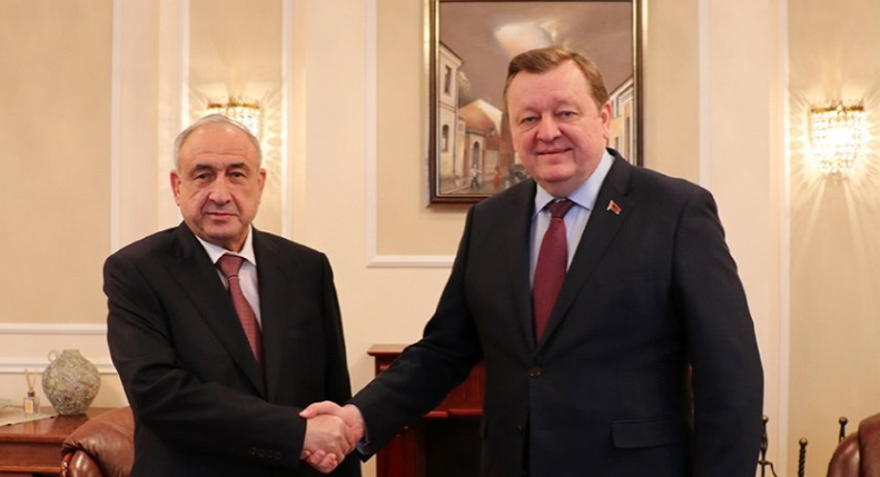 Состоялась встреча министра иностранных дел Беларуси с новоназначенным послом Азербайджана