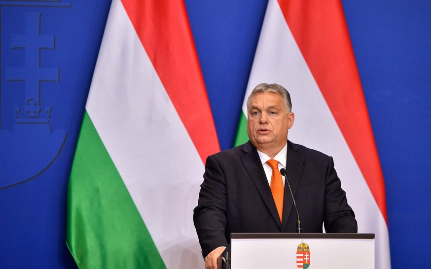 Орбан может временно возглавить Евросовет в случае отставки Мишеля