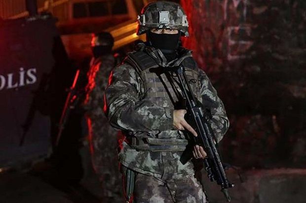 В Турции силовики задержали 120 человек