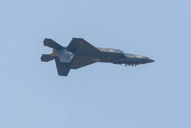 Южная Корея начала серийное производство истребителей KF-21
