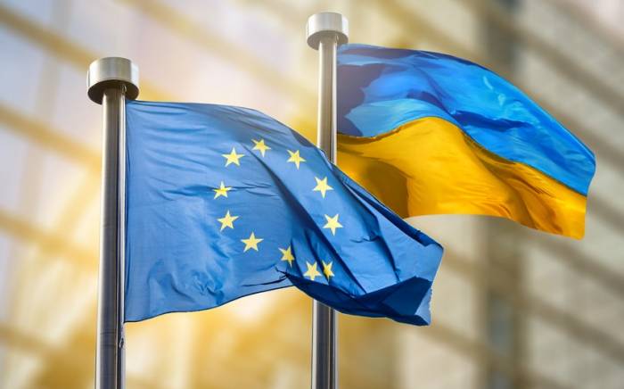 СМИ: Послы ЕС согласовали документы для предоставления Украине 50 млрд евро
