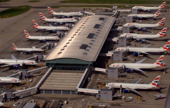 Аэропорт Хитроу получил первую после пандемии COVID-19 прибыль в 48 млн долларов
