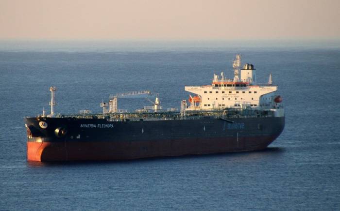 СМИ: Половина танкеров прекратила перевозку российской нефти из-за санкций
