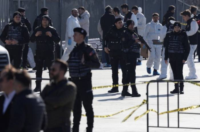 В Стамбуле задержали свыше 30 человек после попытки теракта
