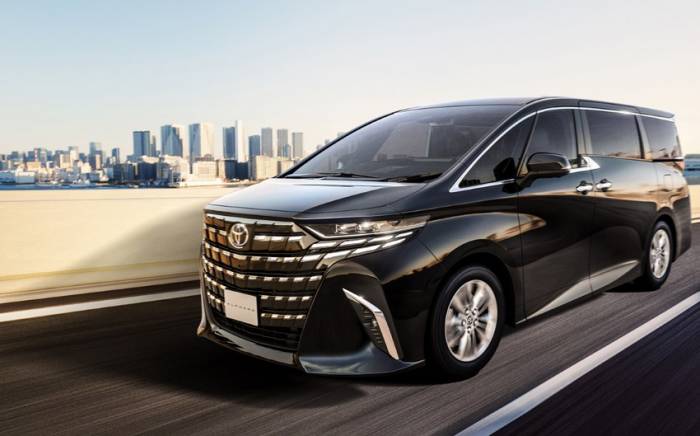 Toyota запустит первое в Японии автономное такси на дорогах общего пользования
