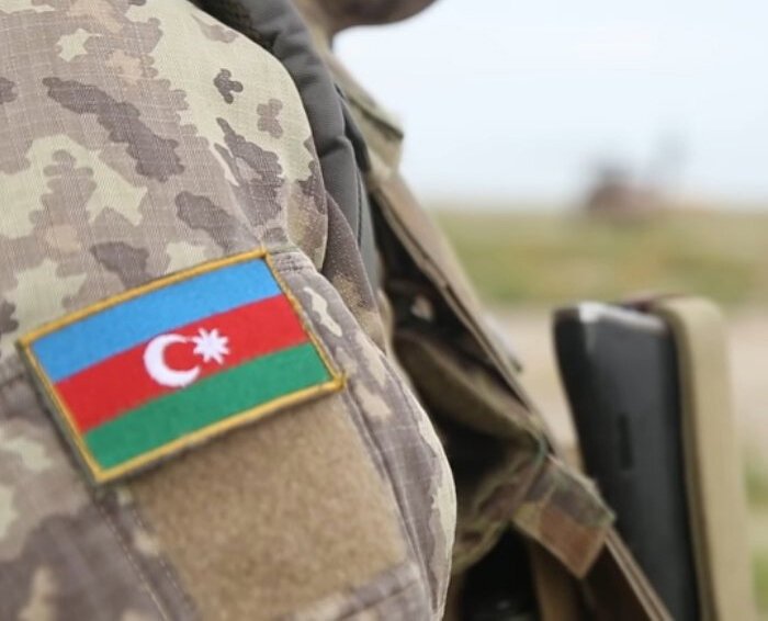 Заблудился азербайджанский военнослужащий 