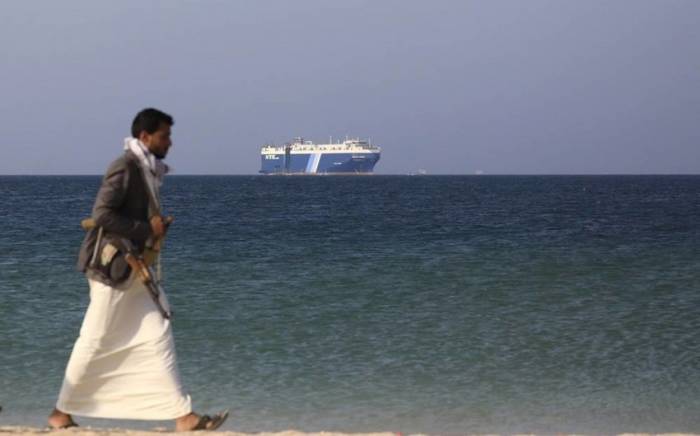 Недалеко от порта Салиф в Йемене произошло нападение на судно
