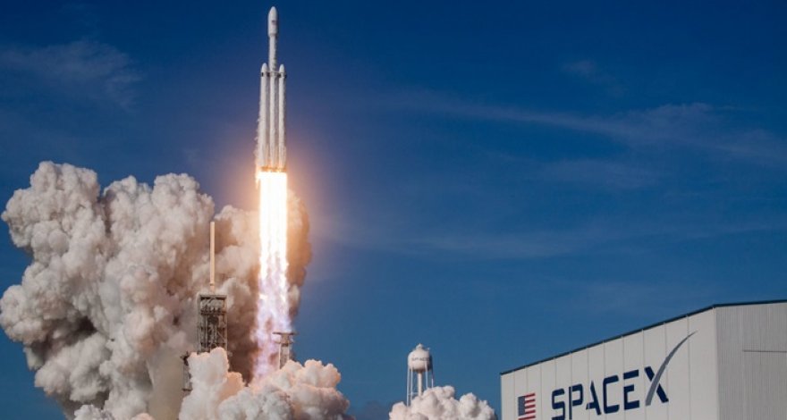 SpaceX создает сеть спутников-шпионов для разведки США