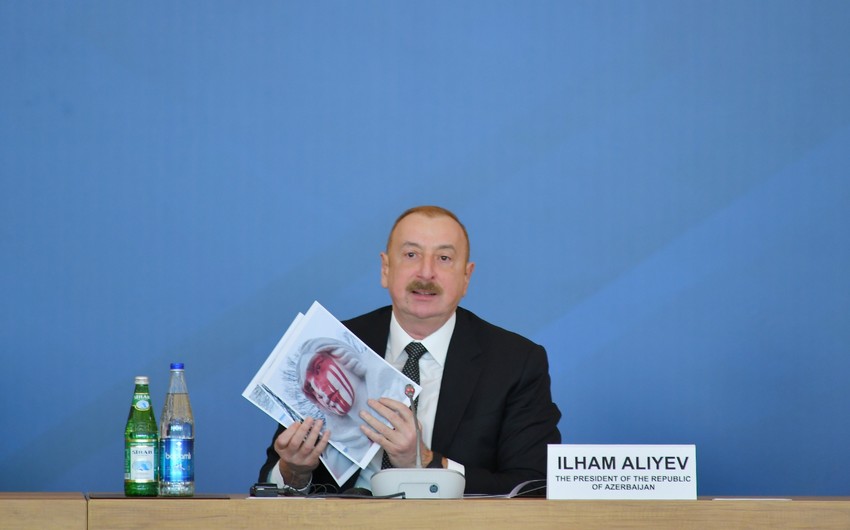 Алиев: Франция пытается наказать Азербайджан за восстановление территориальной целостности