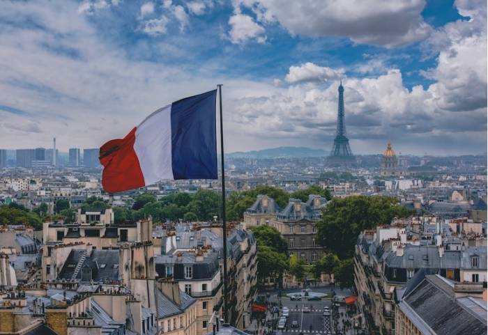 Во Франции предотвратили 74 попытки терактов с 2015 года
