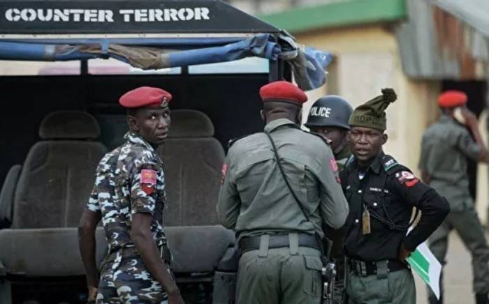 В Нигерии боевики захватили более 60 заложников
