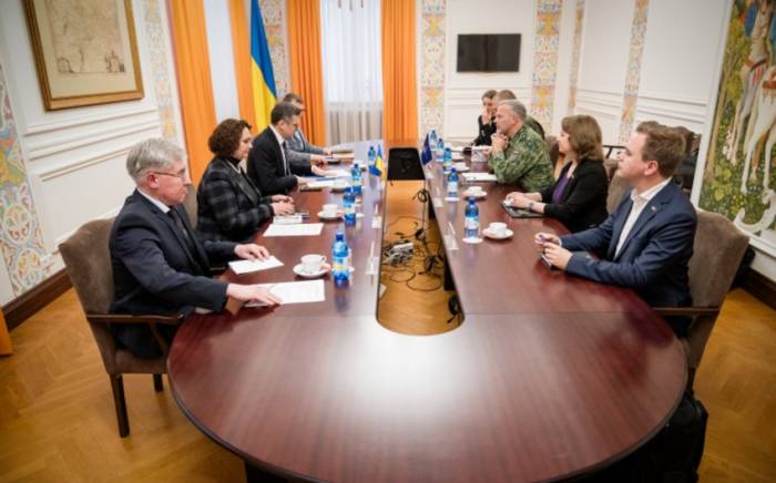 Украина и НАТО обсудили военно-промышленную кооперацию
