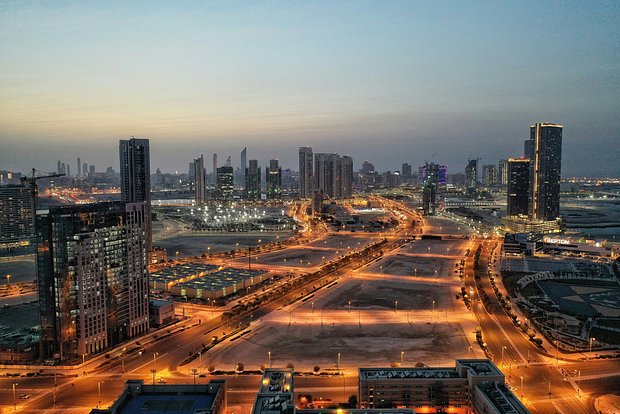 В ОАЭ объявили «оранжевый» уровень тревоги из-за проливных дождей