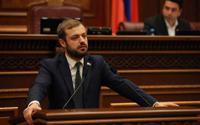 Геворг Папоян стал министром экономики Армении
