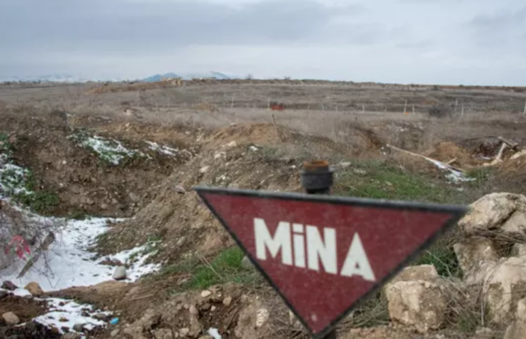 В Карабахе и Восточном Зангезуре обезвредили более 500 боеприпасов за неделю